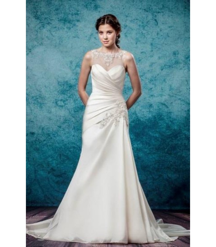 Fitted & Flare Jewel Neckline Sleeveless Wedding Dress - LV-3195OM