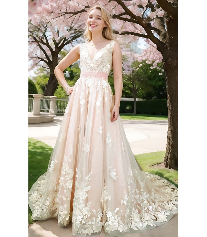 Ball Gown 3-D Floral lace Appliqued Tulle with Pleated Waist Band Wedding Dress - MO-B3001